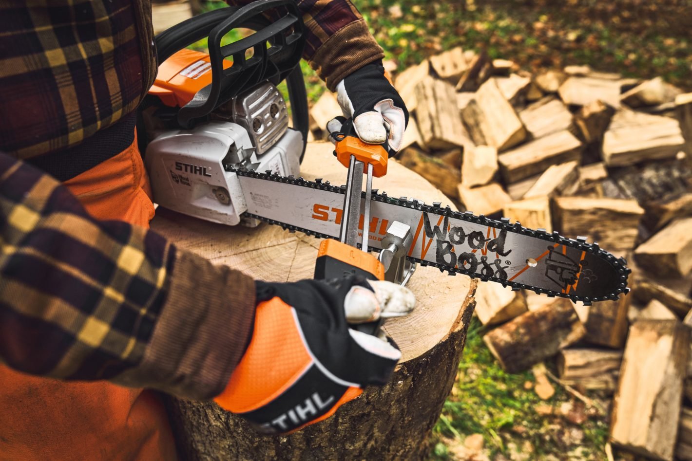 MS 251 Gasoline Chainsaw - Image 4