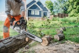 Alternative view of MS 400 Gasoline Chainsaw
